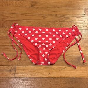 Polka dot bikini bottom 👙